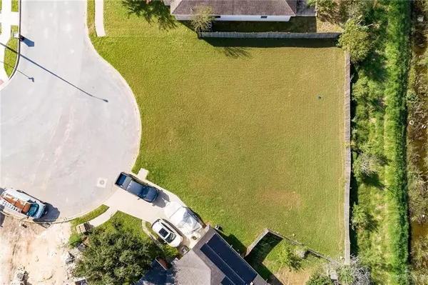 Weslaco, TX 78596,3000 Whitetail DR