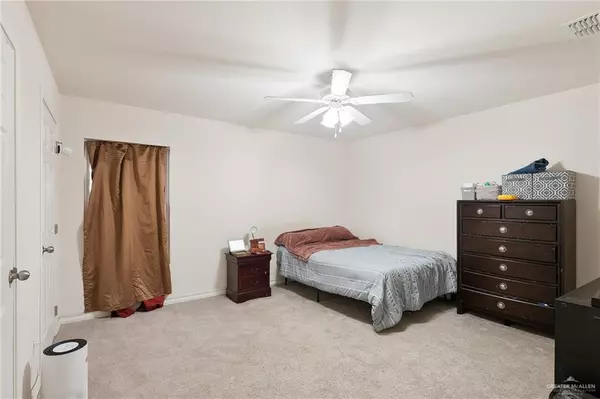 Edinburg, TX 78542,506 Eastwood LN