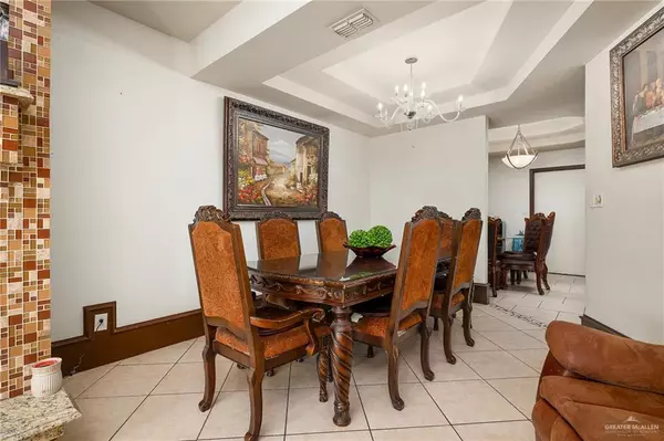 Palmview, TX 78574,624 Melos LN