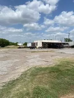 107 SW Edinburg AVE W, Elsa, TX 78543