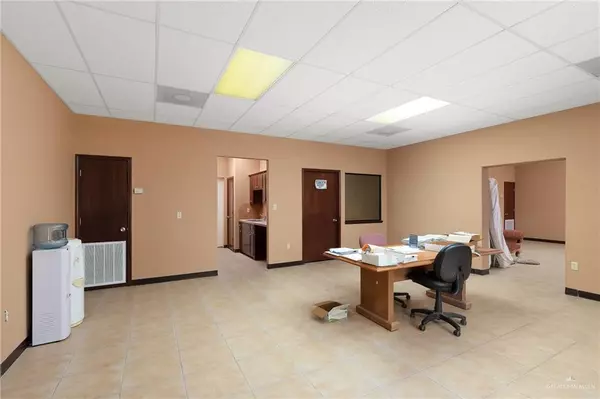 Palmview, TX 78572,1101 W Veterans BLVD #A