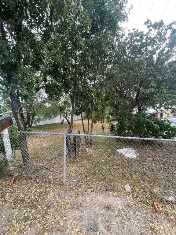 Mcallen, TX 78501,2245 Galveston AVE