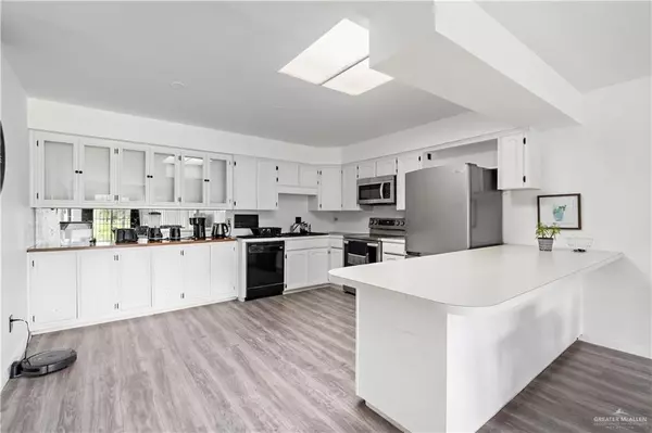 Mcallen, TX 78501,800 E Dallas AVE #34