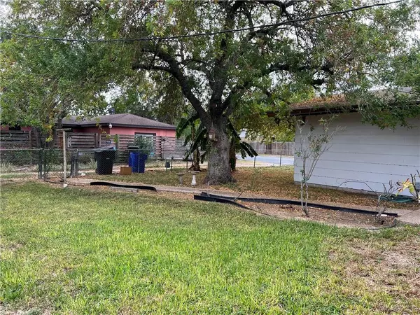 Mcallen, TX 78501,521 W Vine AVE