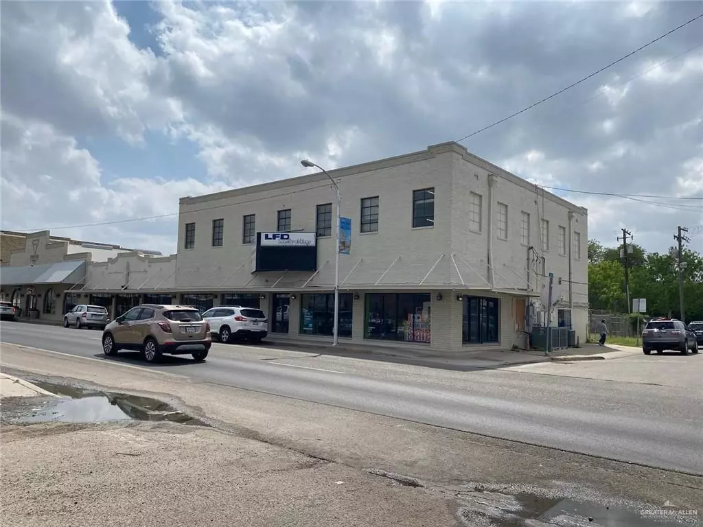 Rio Grande City, TX 78582,300 E Main ST E