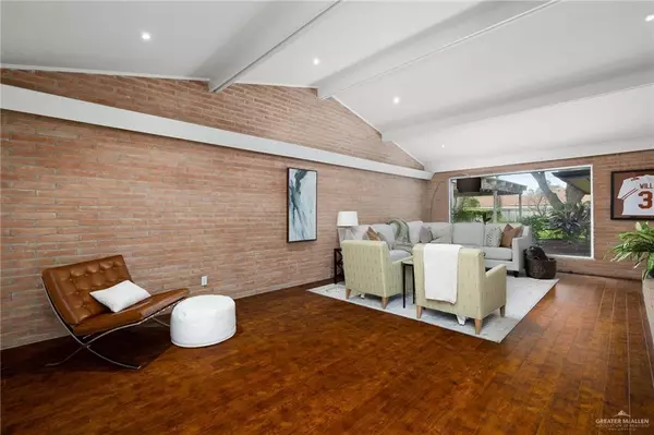 Mcallen, TX 78501,1209 W Iris AVE