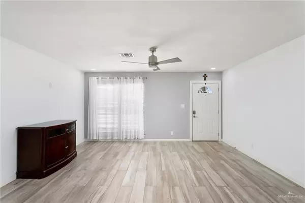 Brownsville, TX 78521,627 Lawndale LN