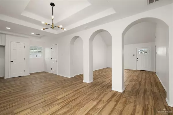 Donna, TX 78537,406 Chile Pequin DR