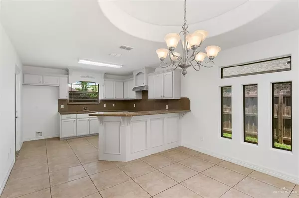 Mission, TX 78573,1617 W Hayes AVE