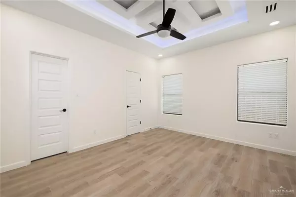 Edinburg, TX 78541,3505 Dessert Inn DR