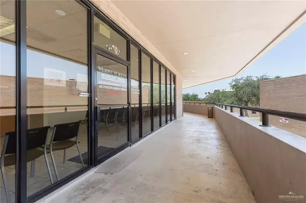 Mcallen, TX 78503,110 E Savannah AVE #202