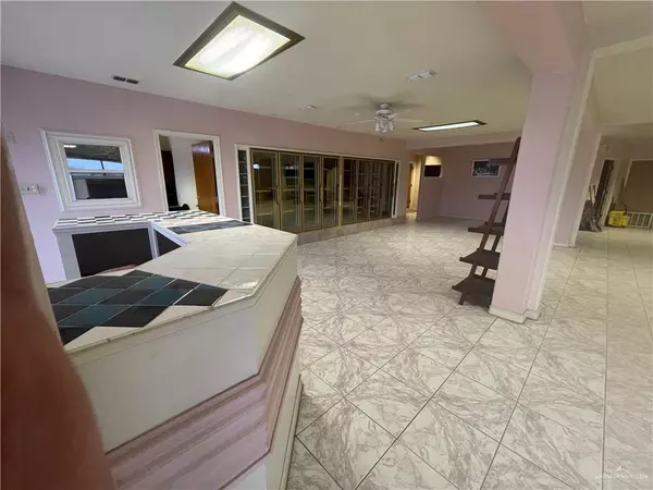 Alton, TX 78573,826 S Alton BLVD