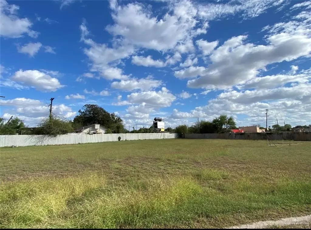 Weslaco, TX 78596,825 Samaria ST