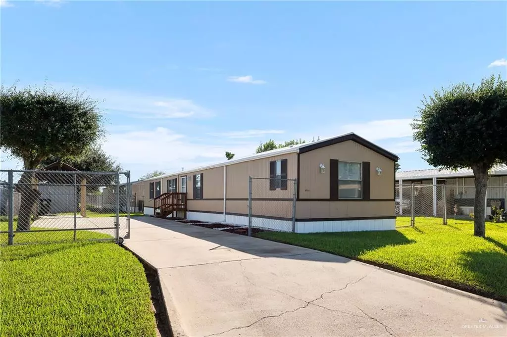 Weslaco, TX 78599,1018 Sapphire DR