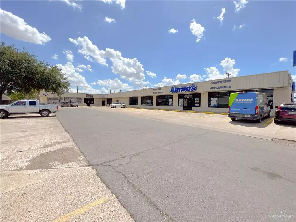 Weslaco, TX 78596,1601 W US Highway Business 83 ST #C2