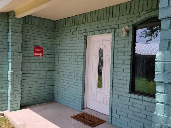 Edinburg, TX 78541,906 E Van Week ST