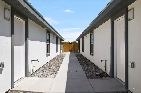 Mission, TX 78573,704 Palmer RD