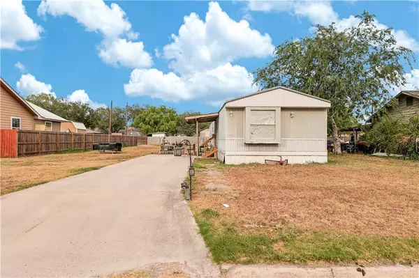 Edcouch, TX 78538,109 S Lackland ST