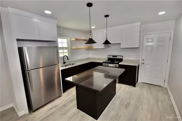 Mcallen, TX 78504,3604 Fuerte AVE