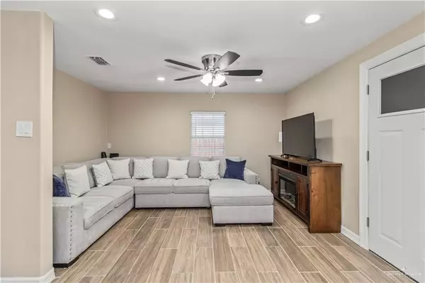 Edinburg, TX 78539,812 S 5th AVE