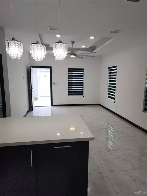 Edinburg, TX 78541,912 N Woodson AVE