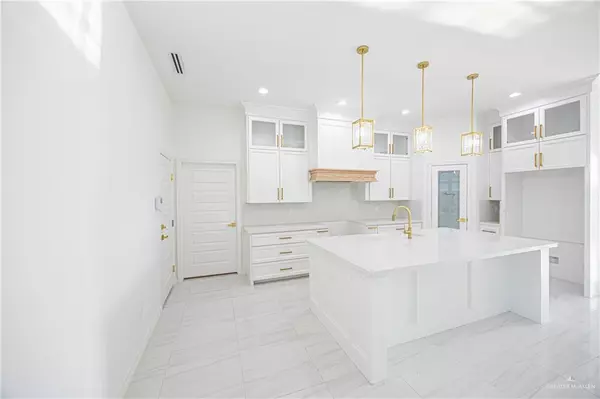 San Juan, TX 78589,1809 Sophia DR