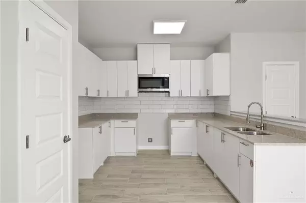 Mcallen, TX 78501,1205 E Camellia AVE #3