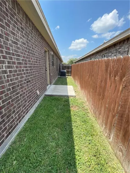 2702 Garfield AVE #4, Alton, TX 78573