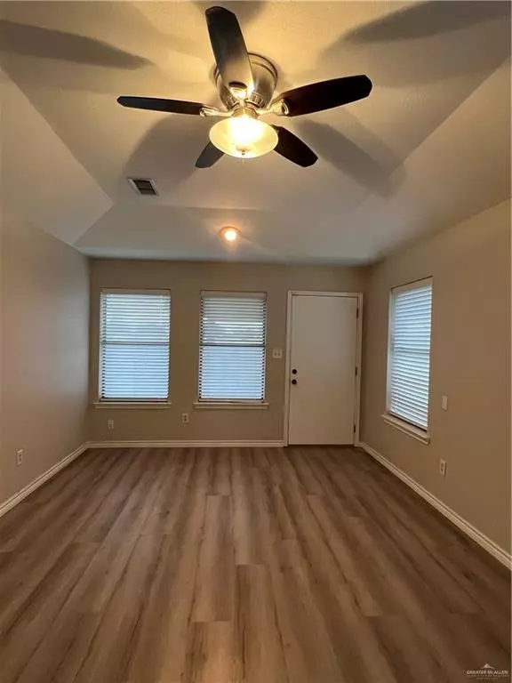 Mcallen, TX 78503,2105 S Cynthia ST #D125