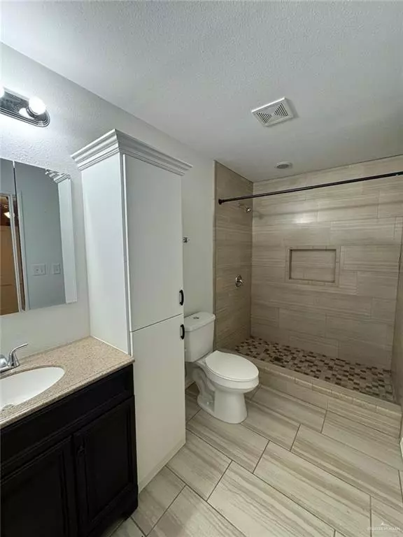 Edinburg, TX 78539,907 S 5th AVE