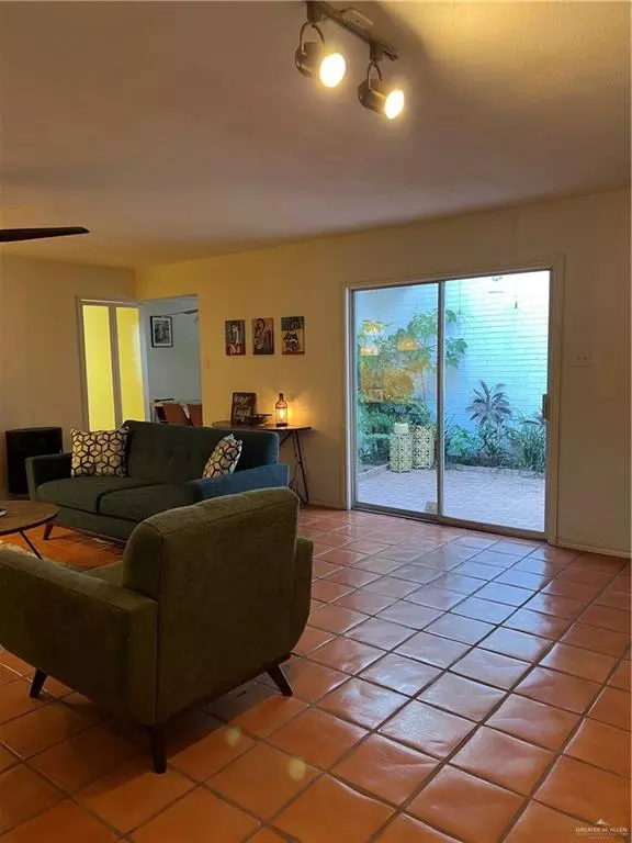 Mcallen, TX 78501,705 W Kerria AVE