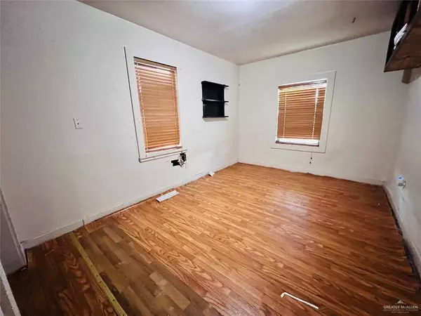 Mcallen, TX 78501,2528 W Hackberry AVE