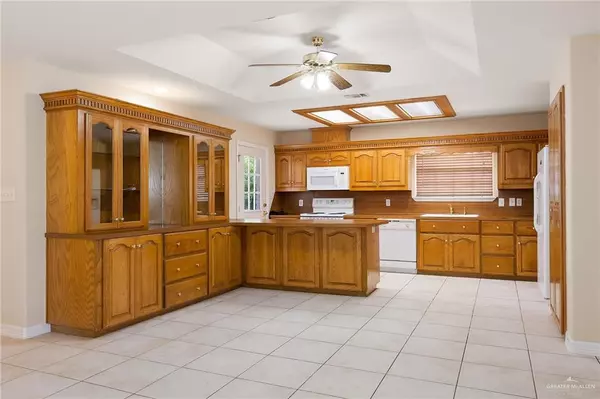 Mission, TX 78572,1422 E 1st ST