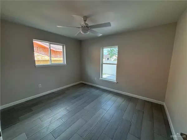 Mcallen, TX 78501,607 E Vine AVE