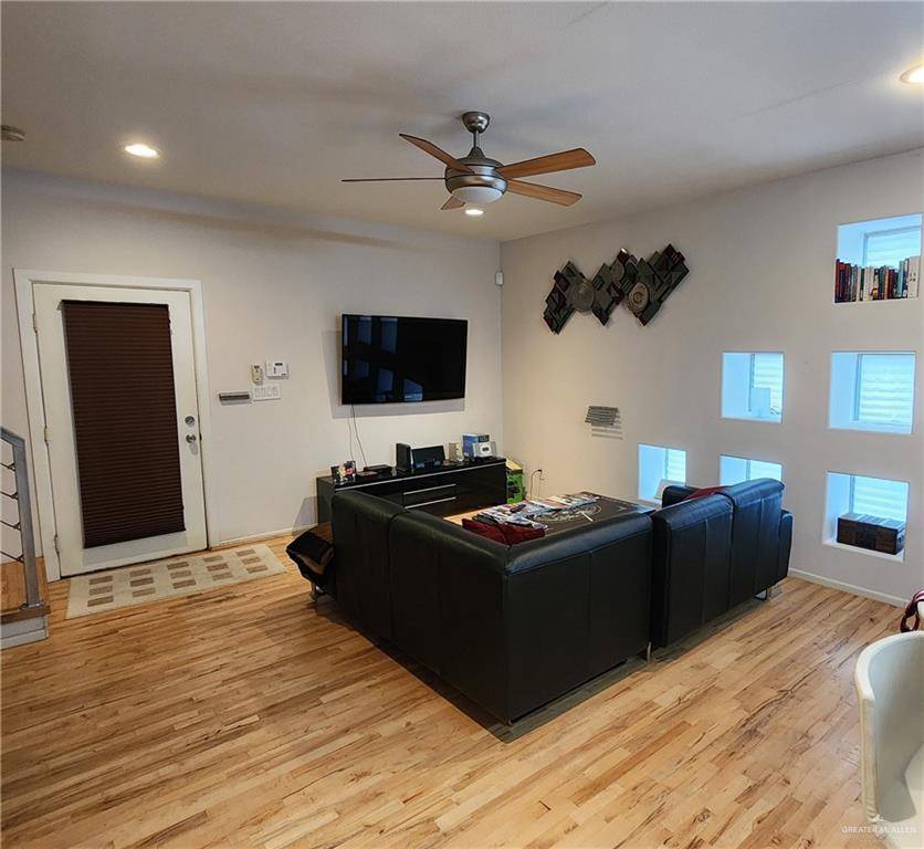 Mcallen, TX 78501,1309 E Daffodil AVE #C