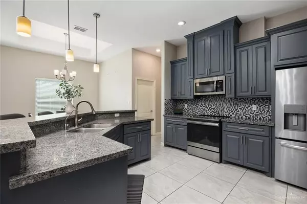 Edinburg, TX 78542,5014 Galilea ST