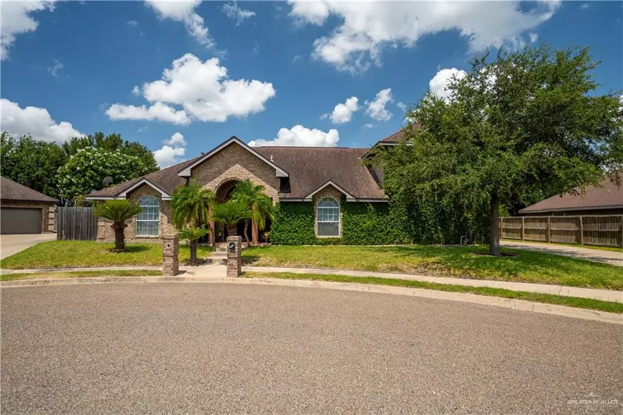 2215 Wagner LN, Mission, TX 78572