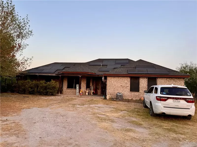 564 N La Paloma ST, Rio Grande City, TX 78582