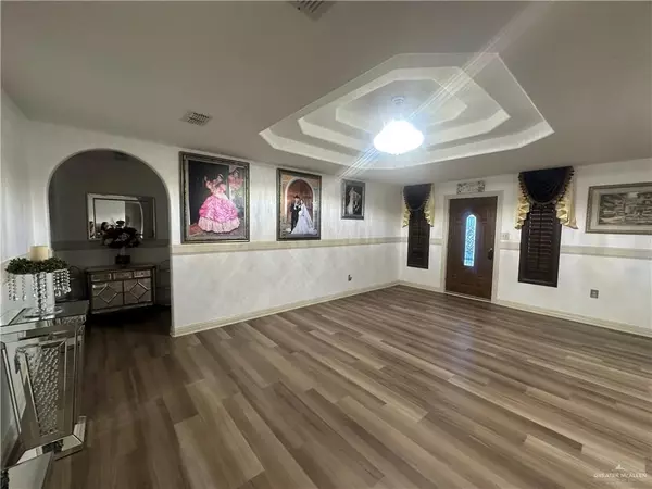 Mission, TX 78574,8200 Mars LN