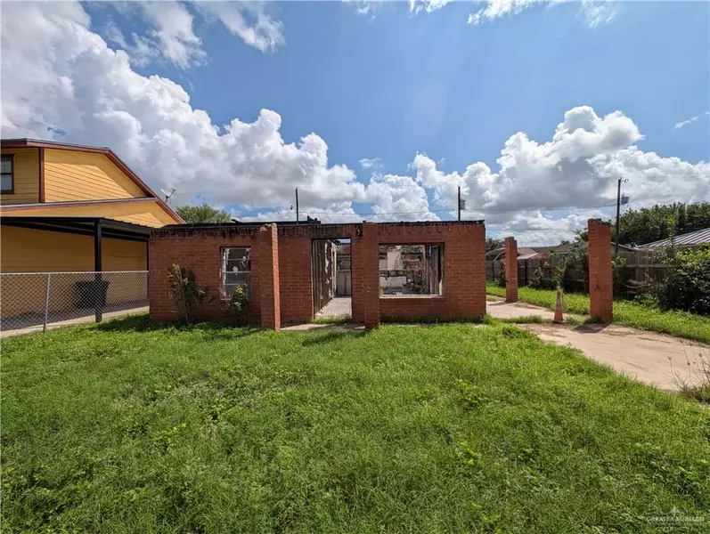 814 Lucia ST, Elsa, TX 78543