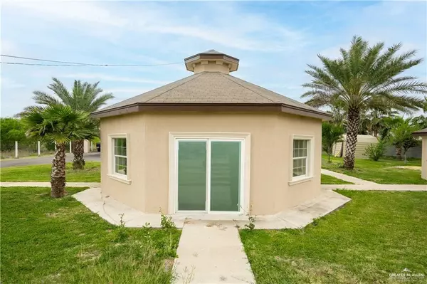 Edinburg, TX 78542,12021 Mile 16 RD N