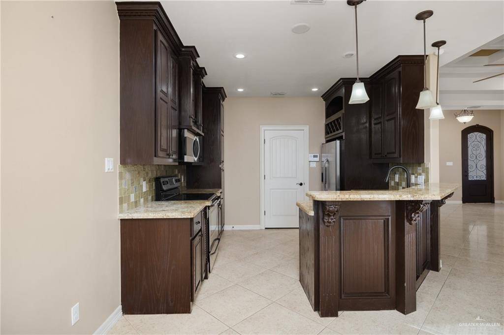 Mcallen, TX 78504,3701 Thunderbird AVE