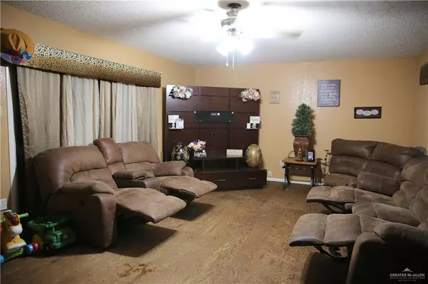 Weslaco, TX 78596,714 S Mile 2 1/2 RD W