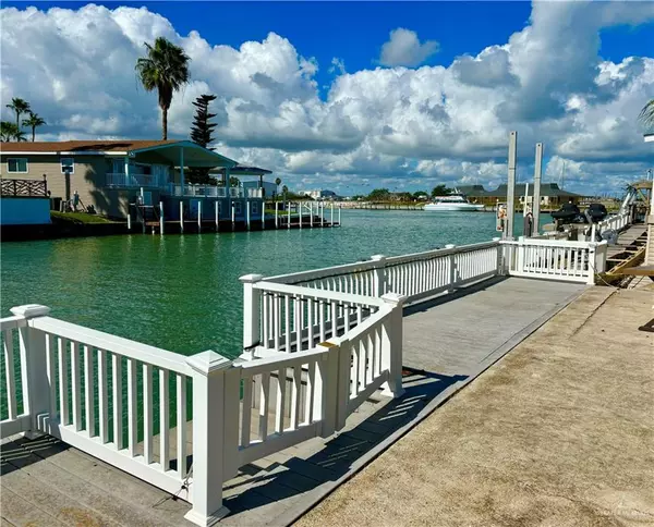 315 Sun Dial CIR, Port Isabel, TX 78578