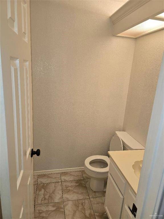 Edinburg, TX 78539,1820 Pin Oak RD