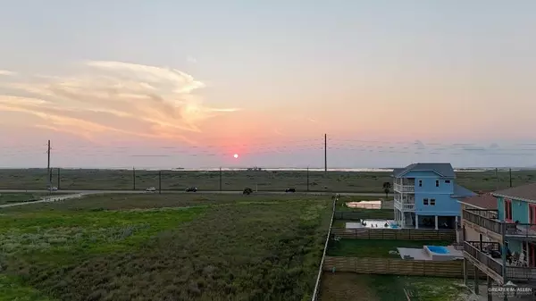 Port Aransas, TX 78373,137 Beach DR