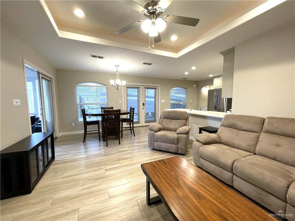 Mission, TX 78574,2106 Tanager LN