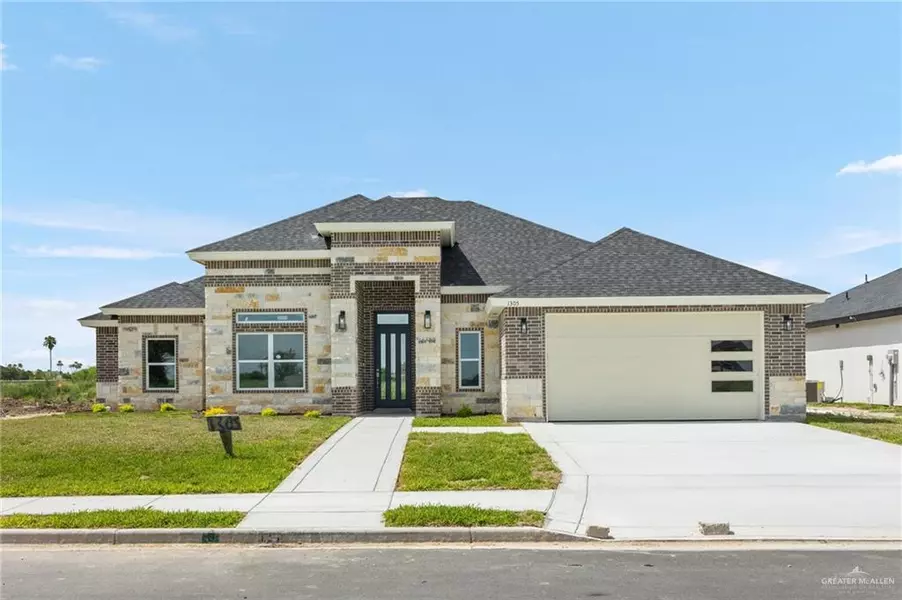 1305 Fairway DR, Weslaco, TX 78596