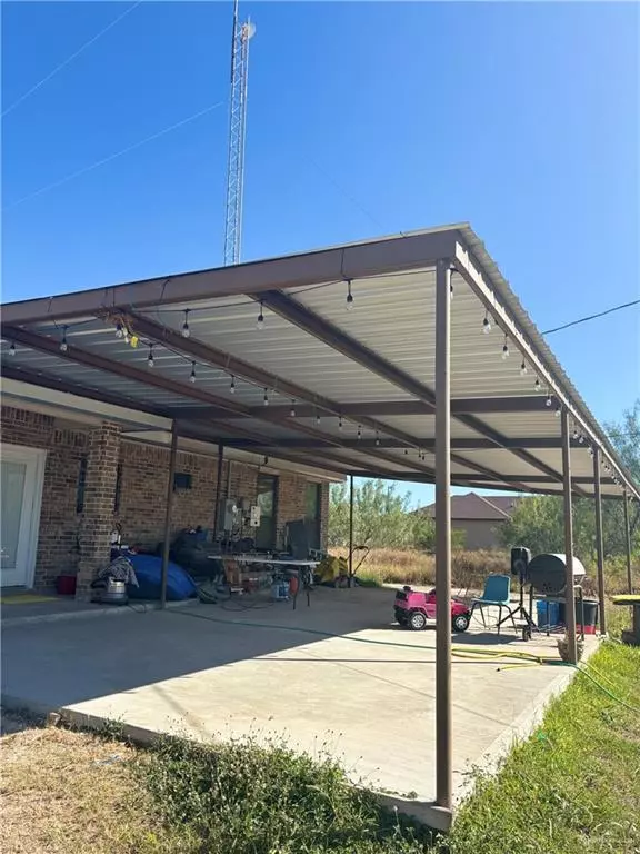 Rio Grande City, TX 78582,246 Meadow LOOP