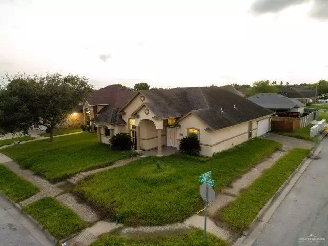 4731 Larkspur DR, Brownsville, TX 78526